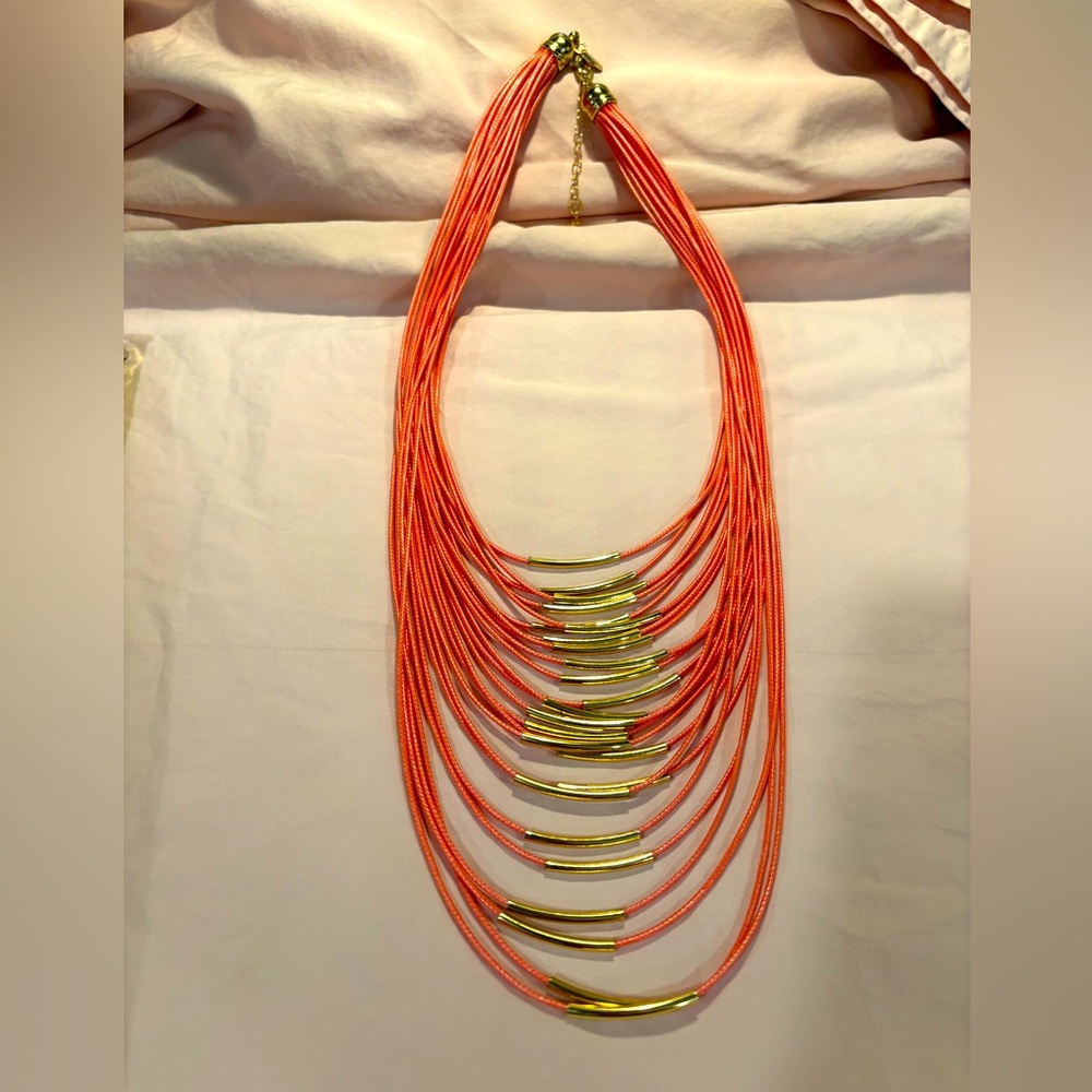 Necklace, Coral w Gold